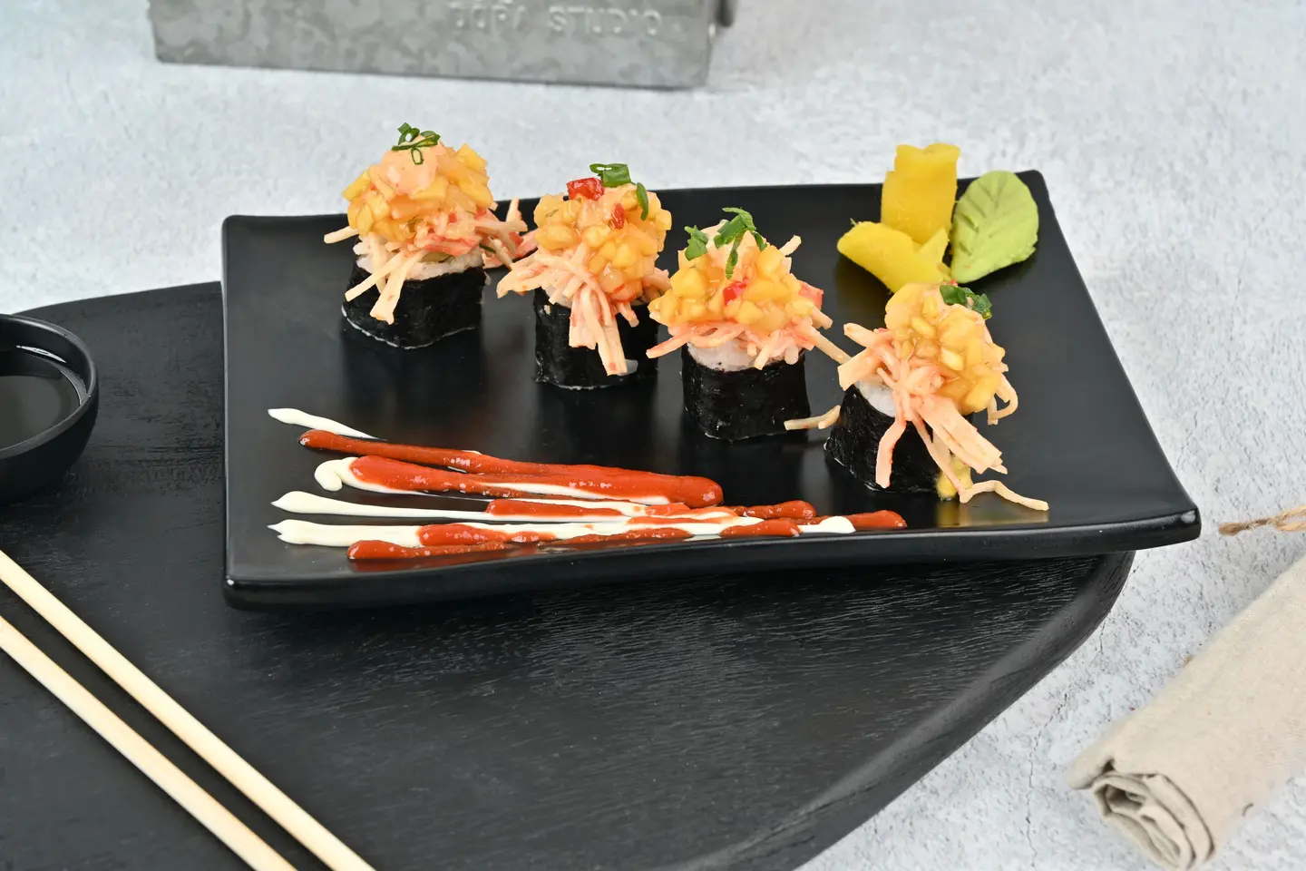 Spicy Crab And Mango