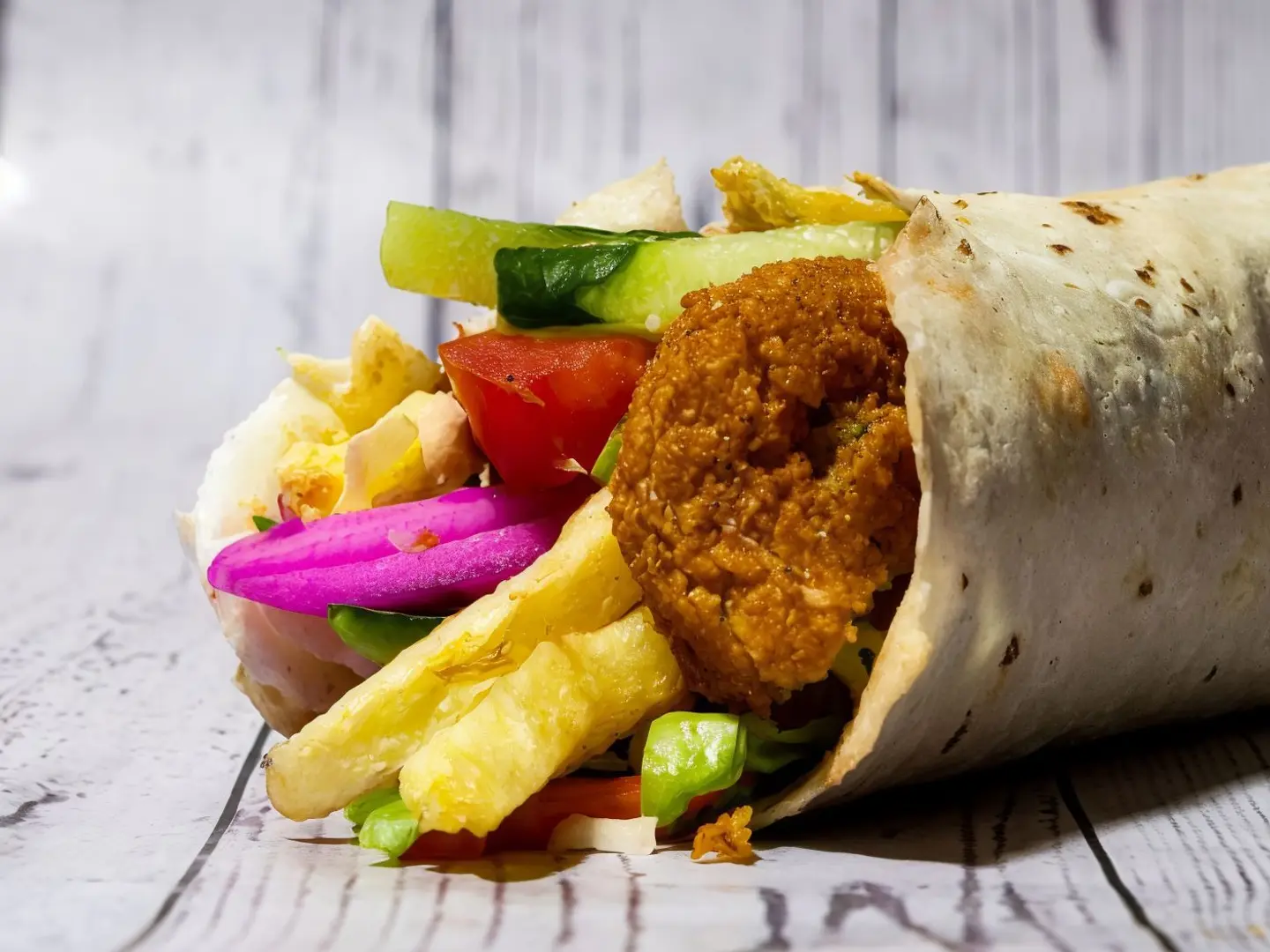 ساندويش فلافل ملكي سبيشل