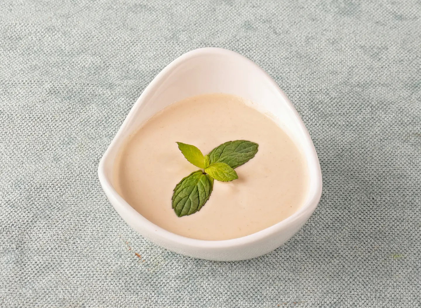 Tahinah Salad