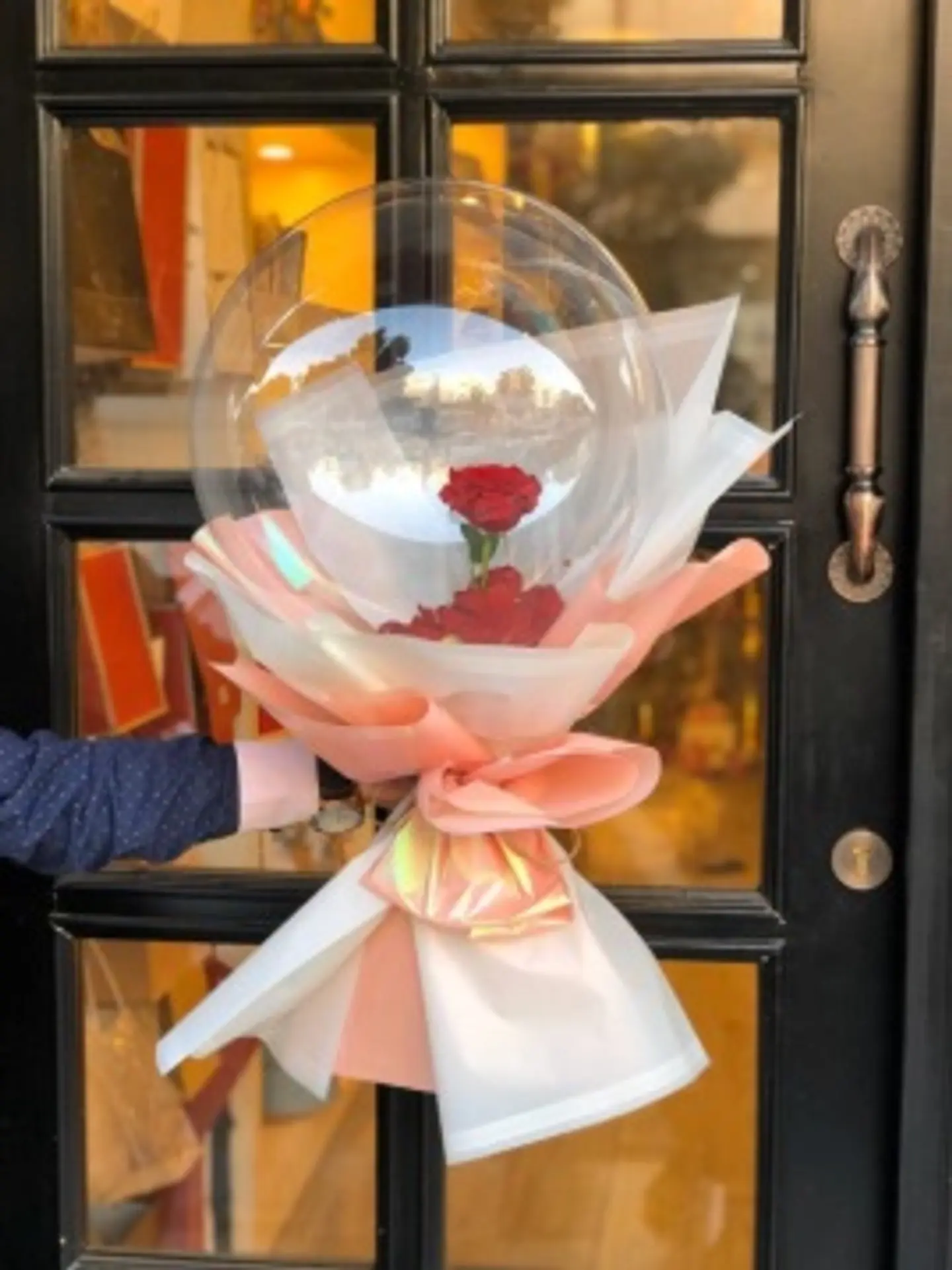 Balloon Bouquet White And Pink Wrapping