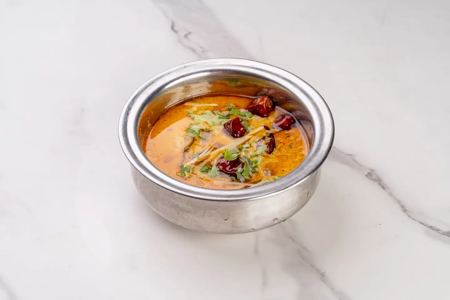 كاري باكورا