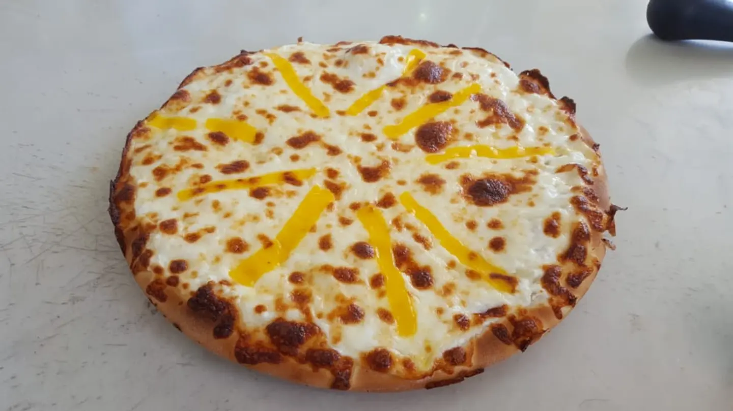 Three Cheeses Pizza - Big