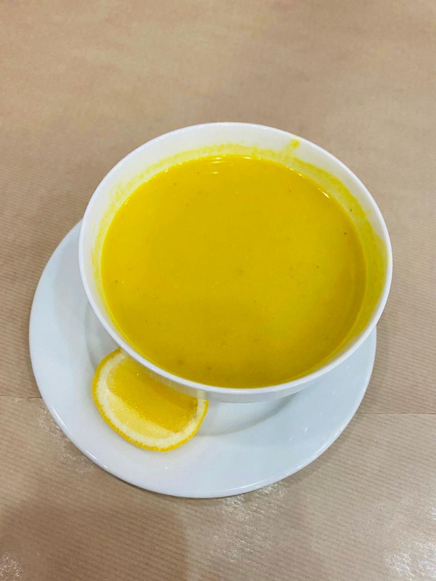 شوربة العدس