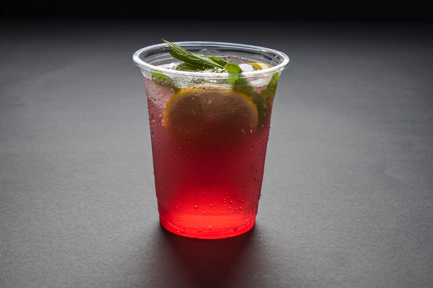 موهيتو ريد بيري احمر