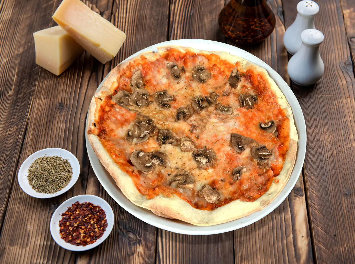Al Funghi Pizza
