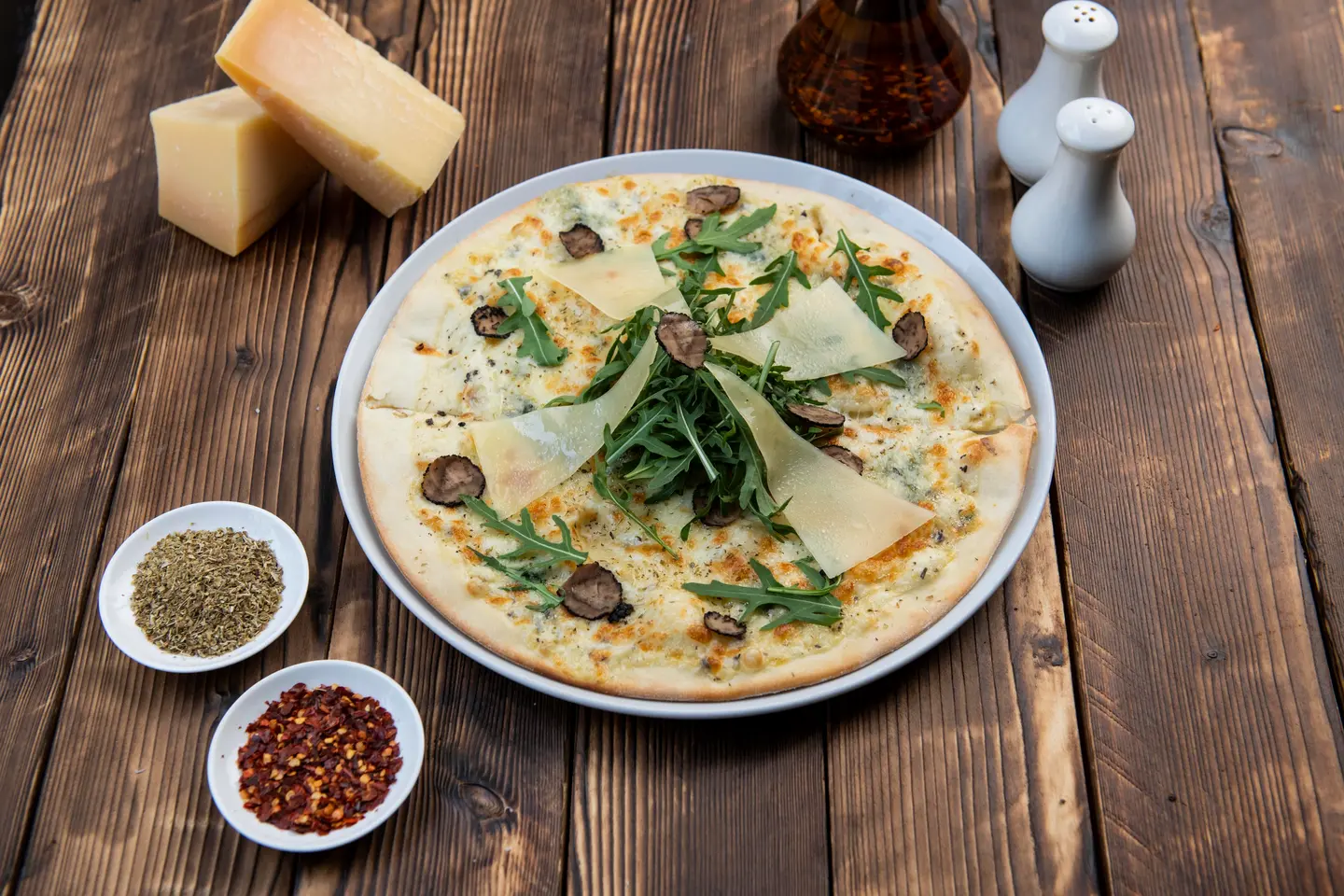 Tartufu Pizza