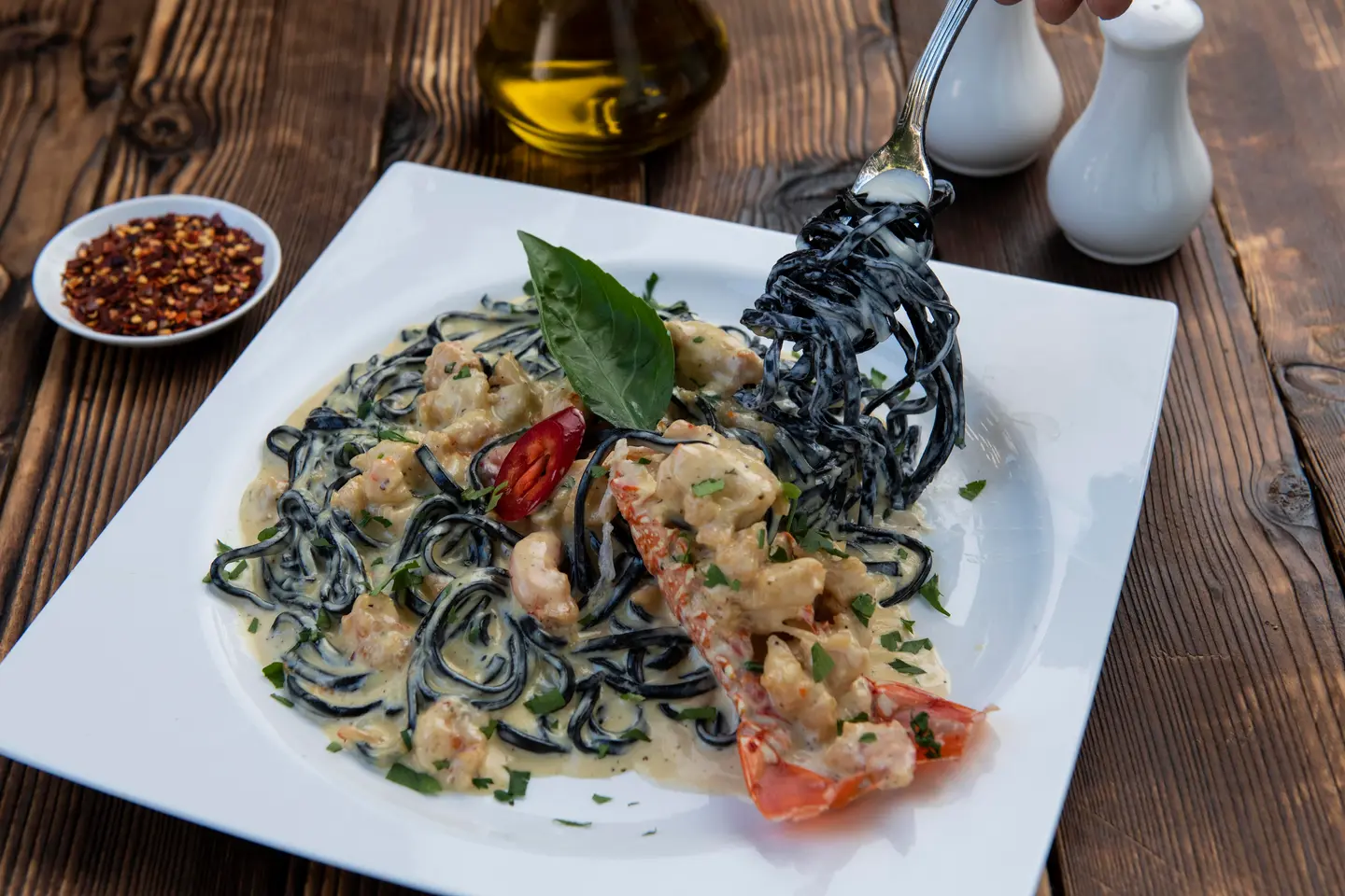Black Pasta Aragusta