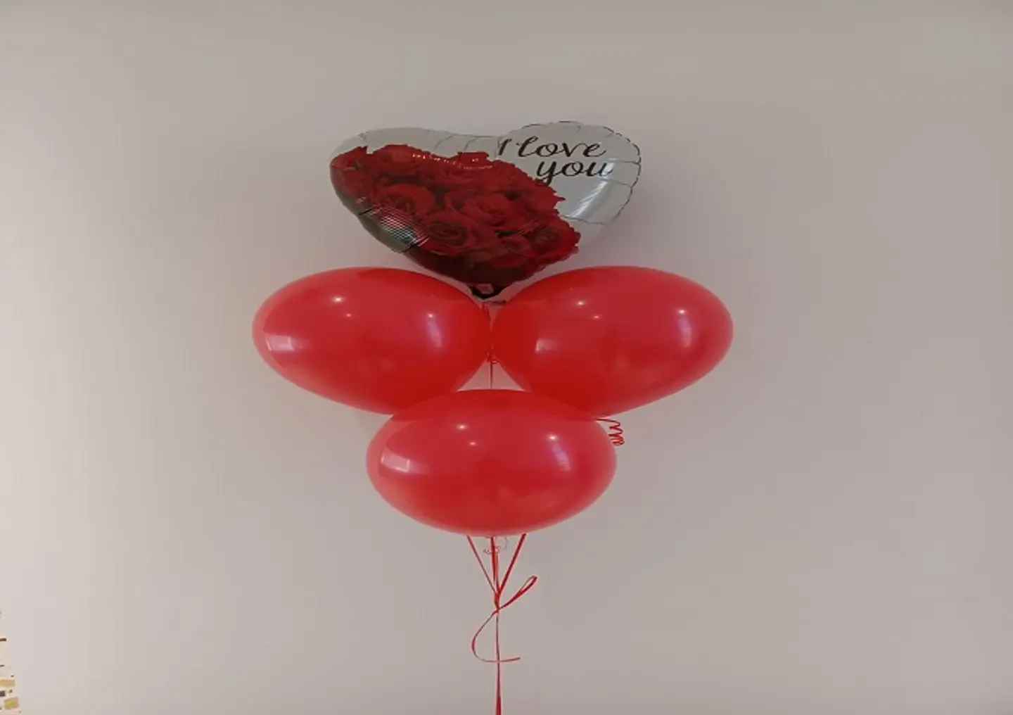 White Balloon With Red Roses Heart Shape