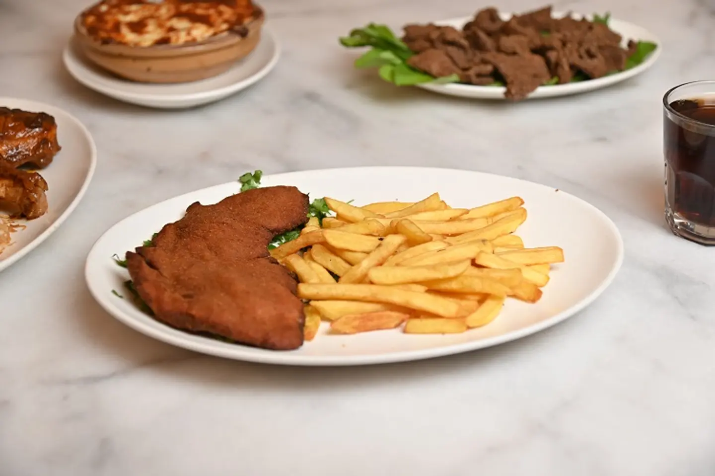 فراخ بانية