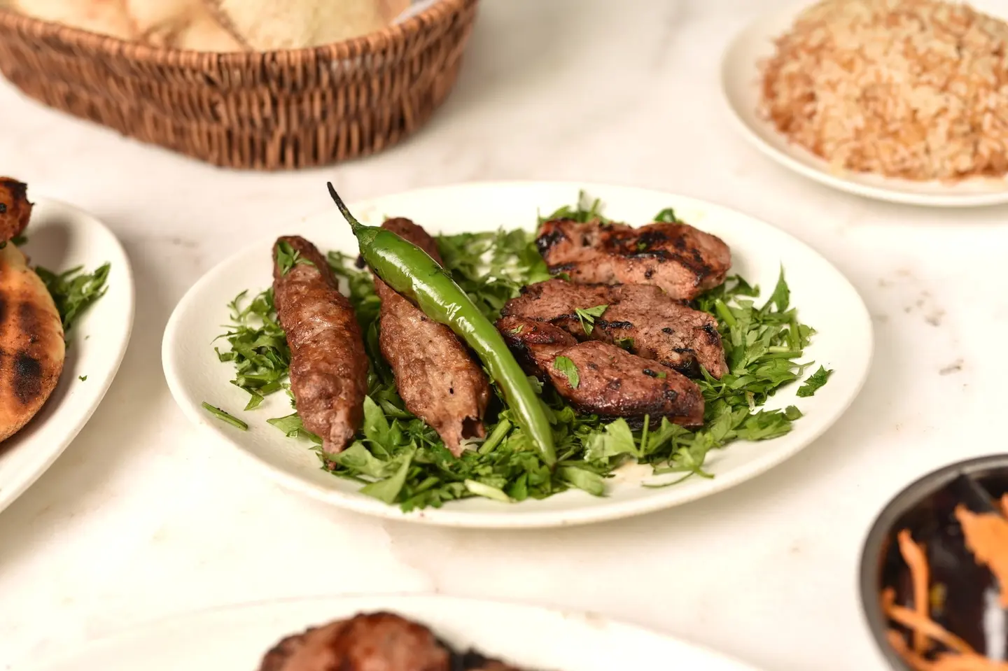 كباب وكفتة