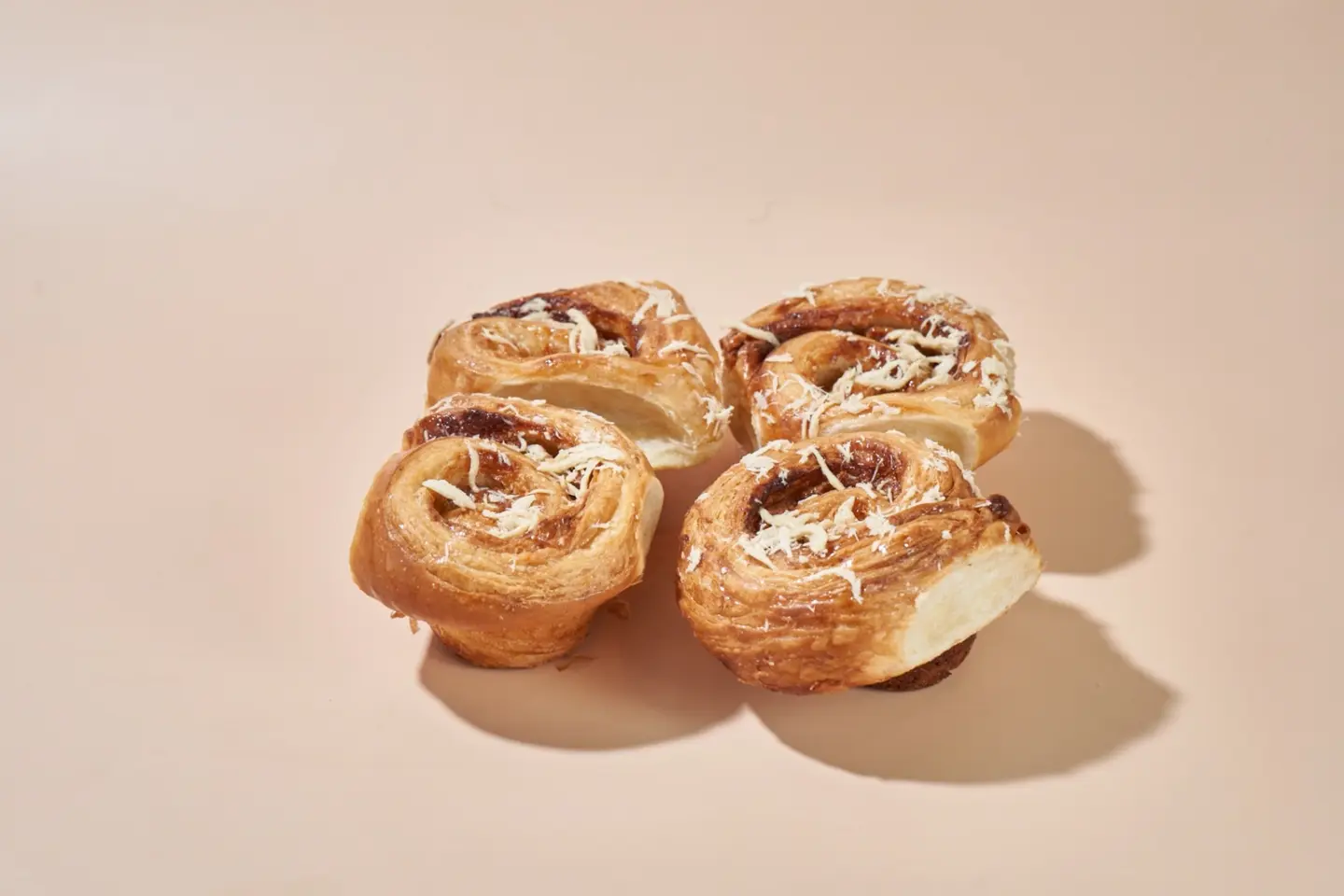 Tahina Croissant