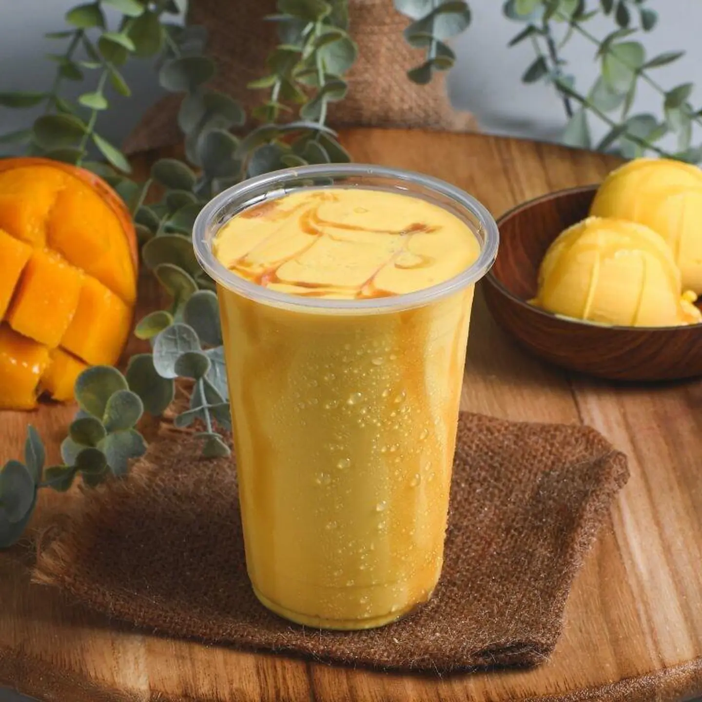 Mango Milkshake - Medium