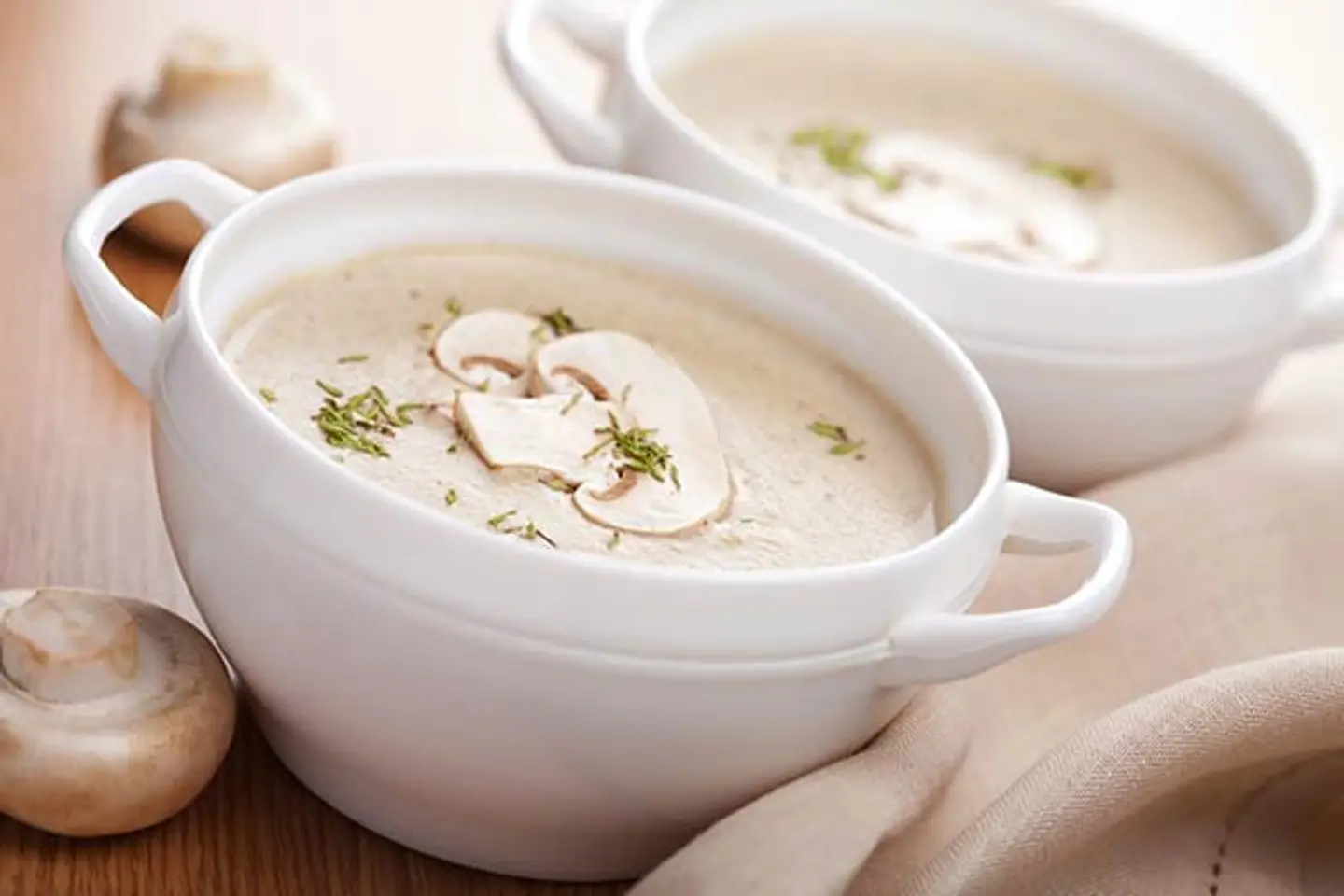 شوربة كريمة مع الفطر