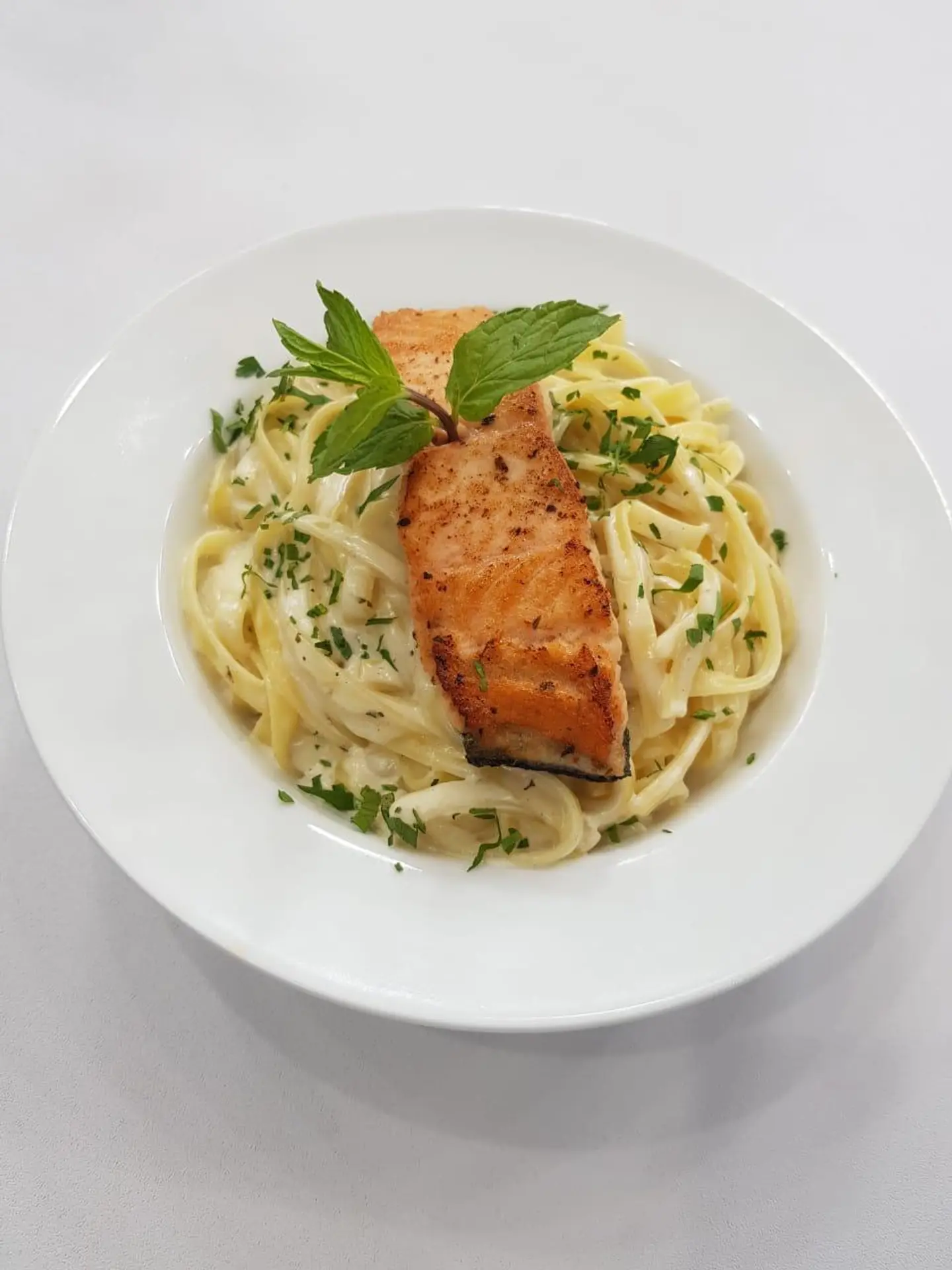 Fuchini Salmon