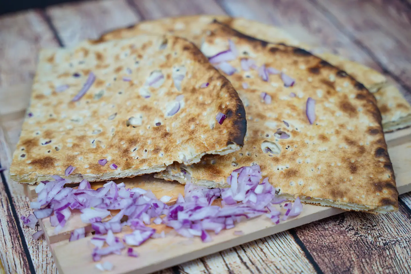 Tamees With Onion And Leek