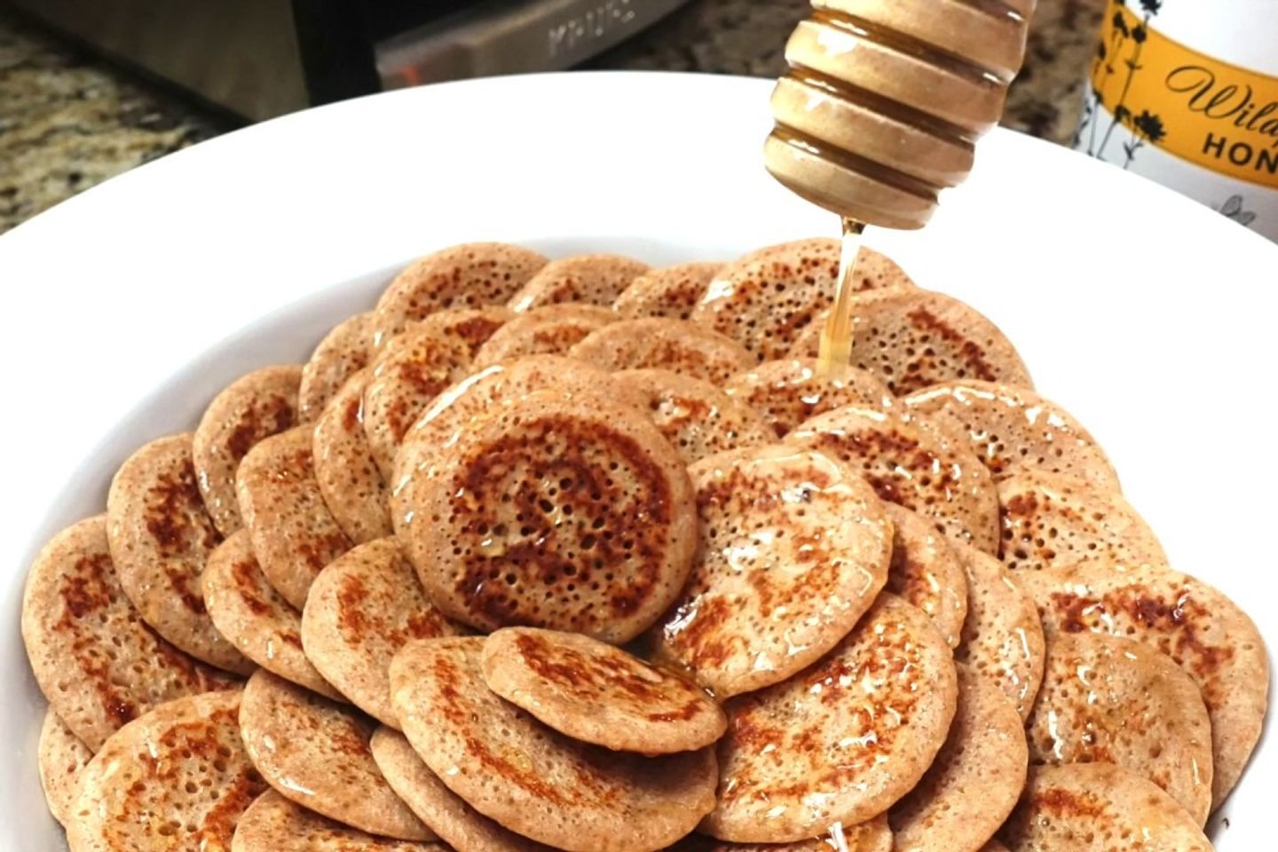 مصابيب بالسمن البلدي والعسل الاصلي