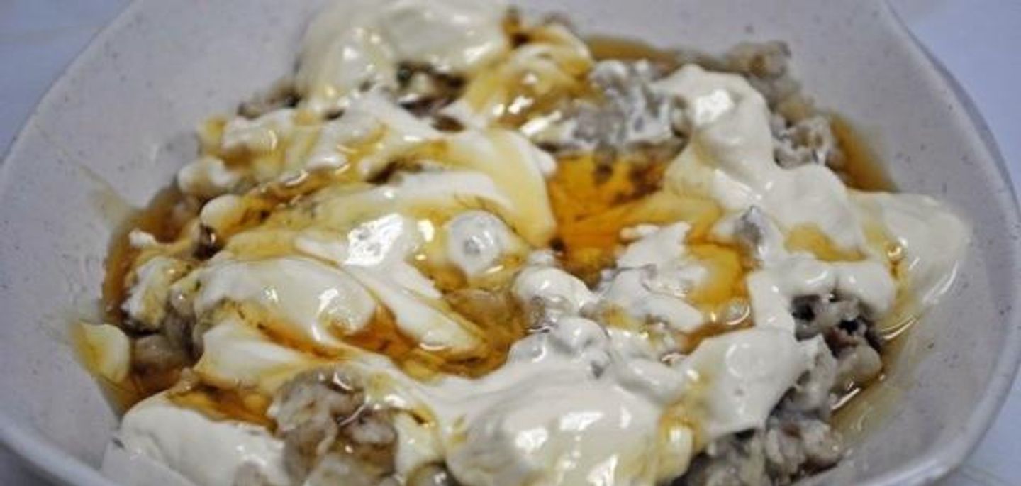 Cream And Dates Masoub