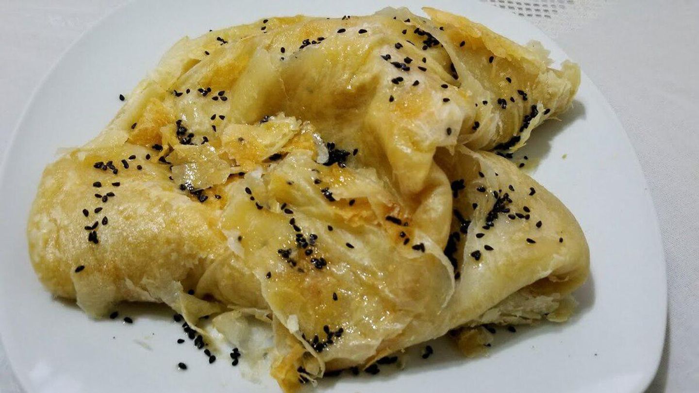 خبز رطب عسل