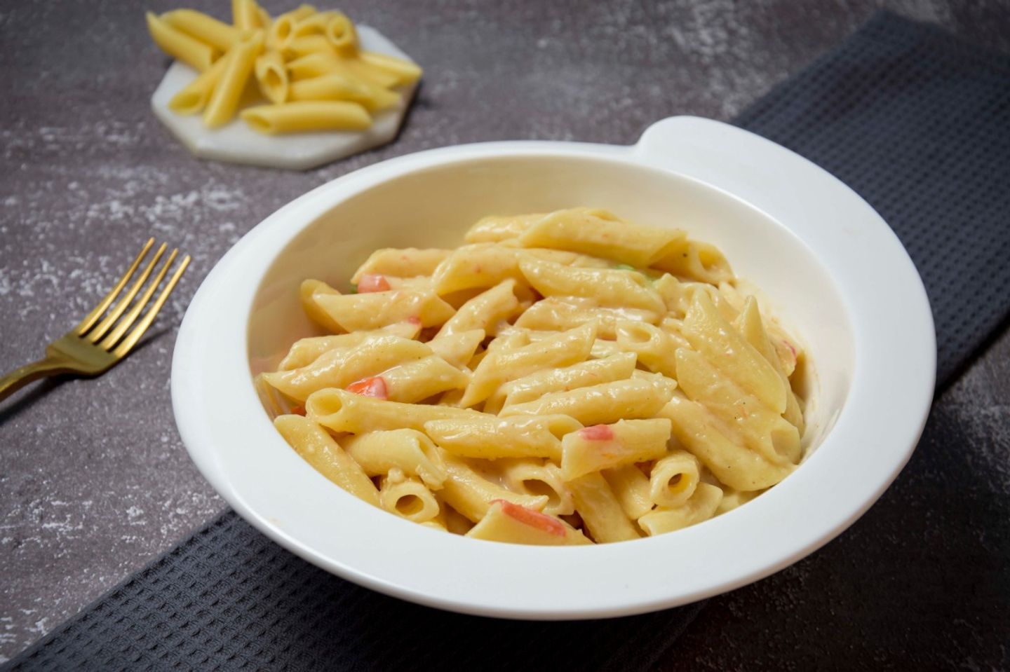 Pasta With White Sauce