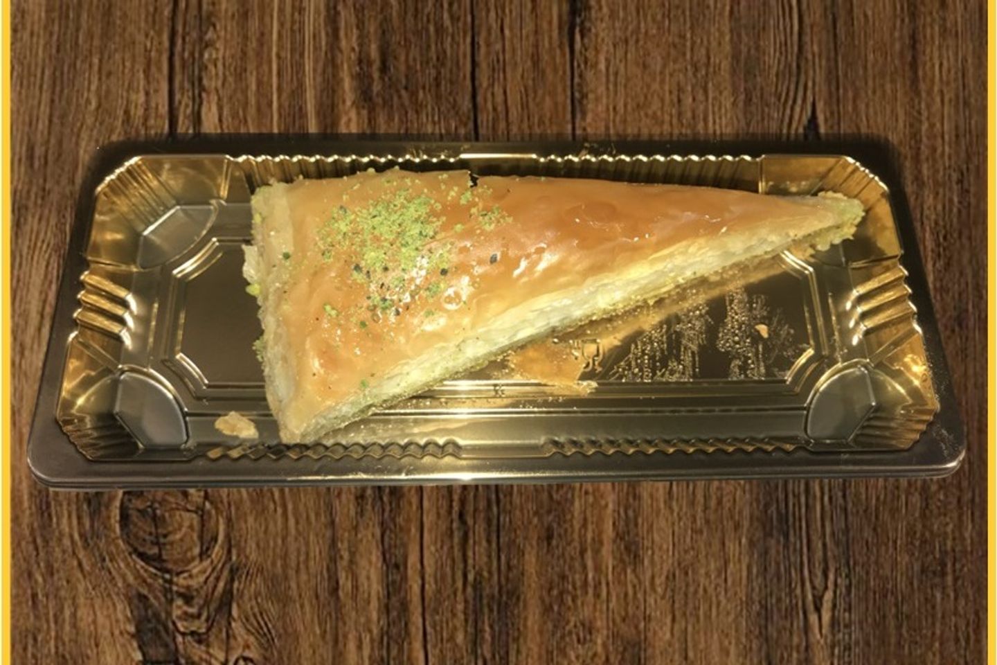 Baglawah With Pistachio