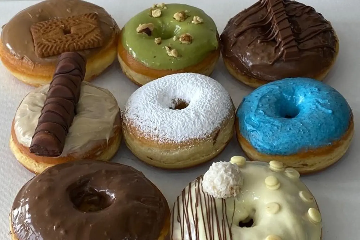 Donut - Donut Classic Chocolates