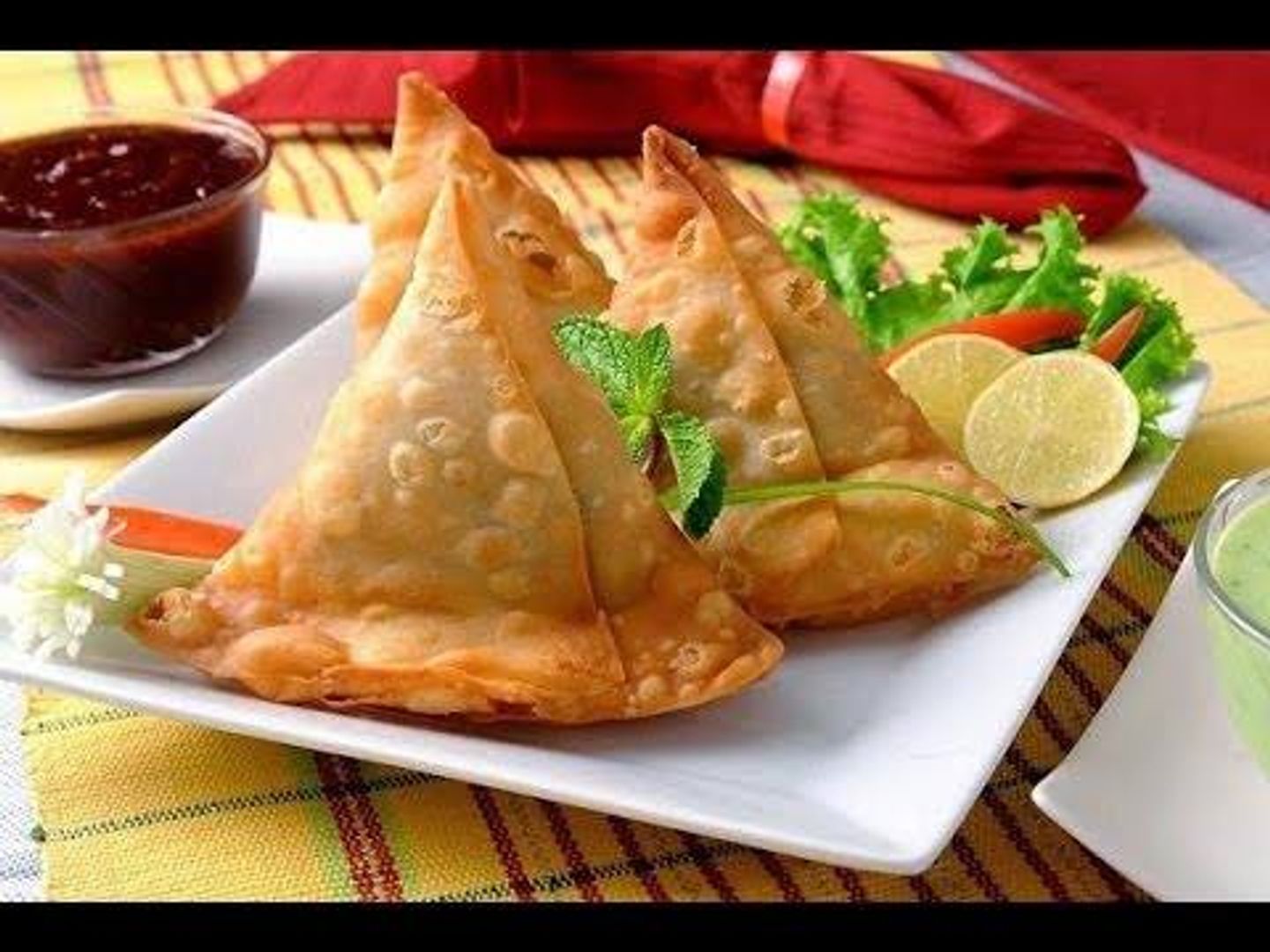 سمبوسة دجاج فاهيتا