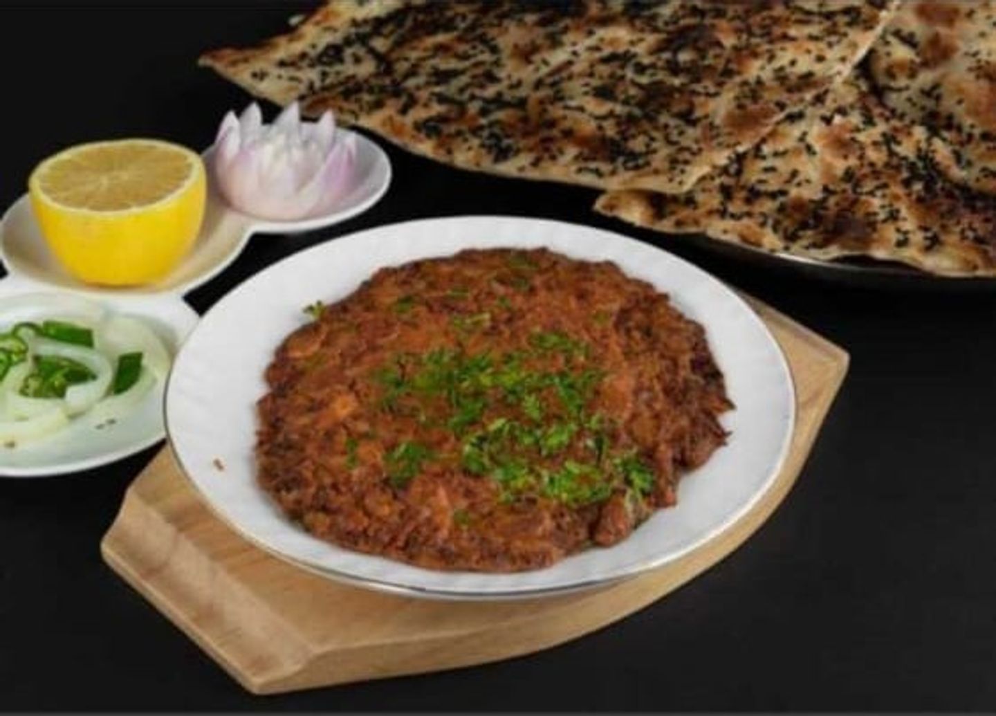 فاصوليا حمراء مع التونة