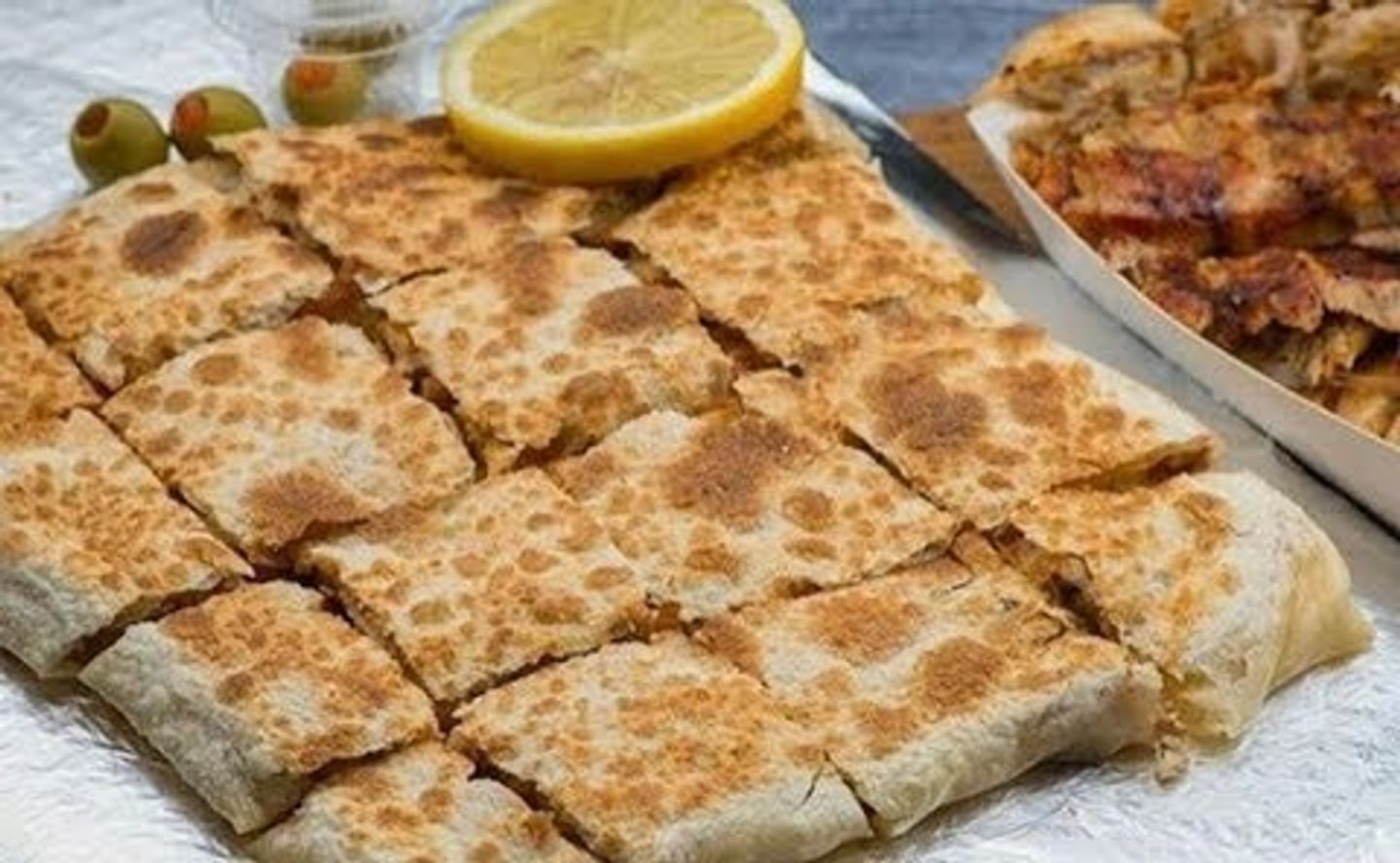 مطبق تونه