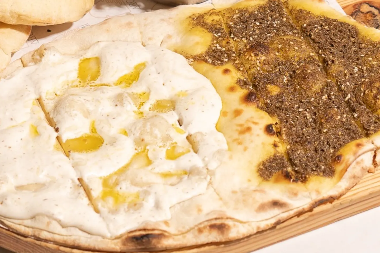 مناقيش