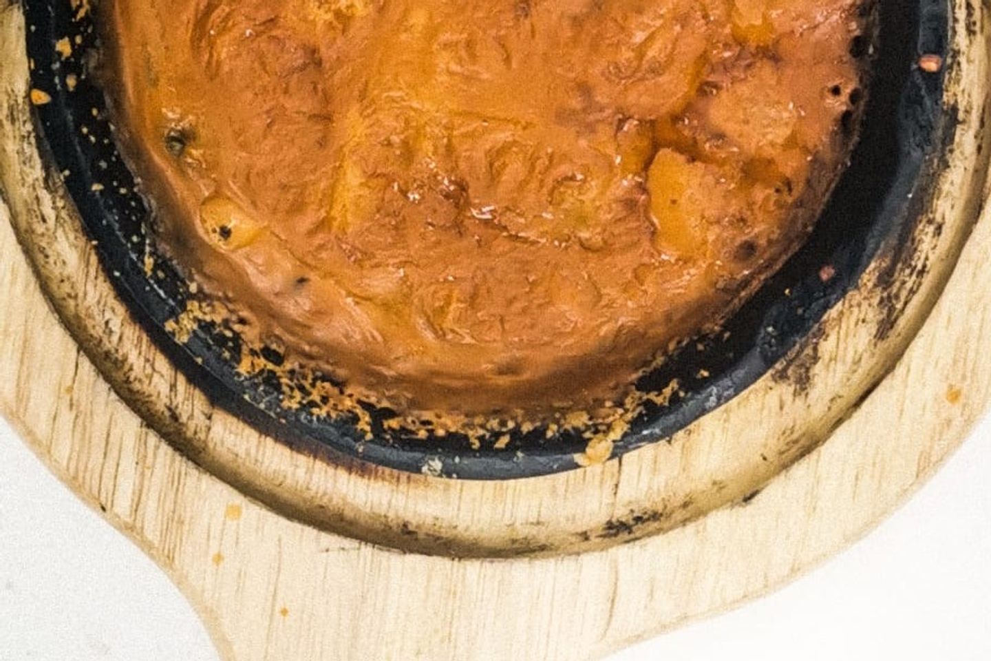 قلابة عدني