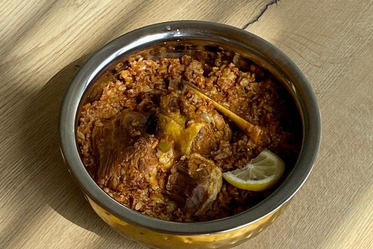 عيش حساوي باللحم