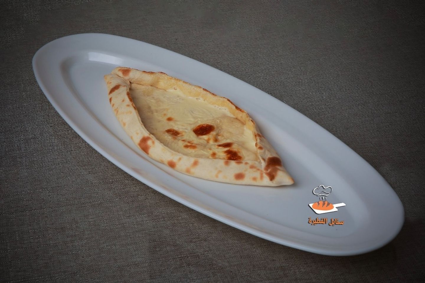 قارب جبن سائل