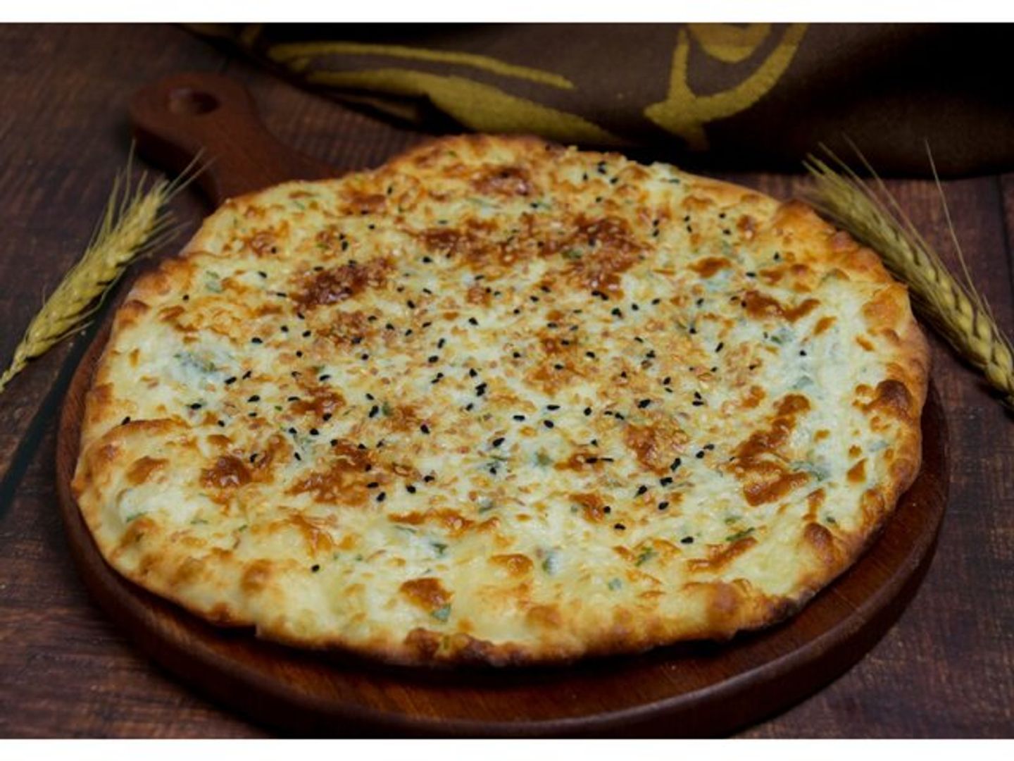 جبن عكاوي سادة دائري