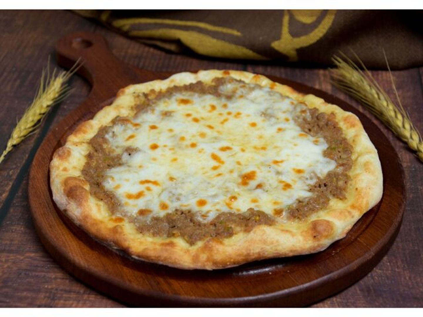 لحم بالجبن