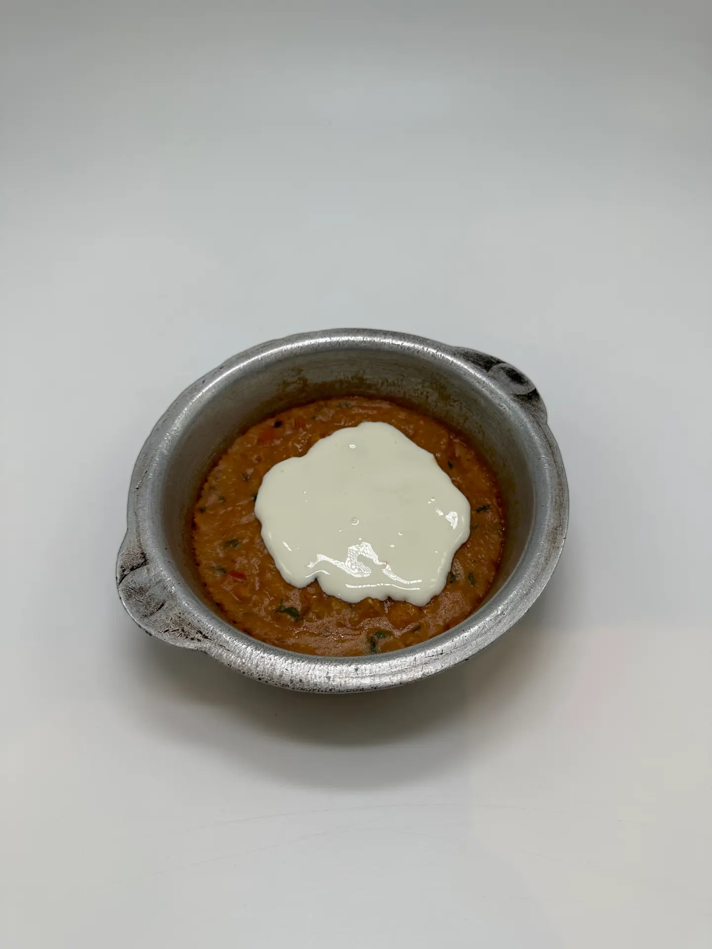 فول طاوة بالجبن