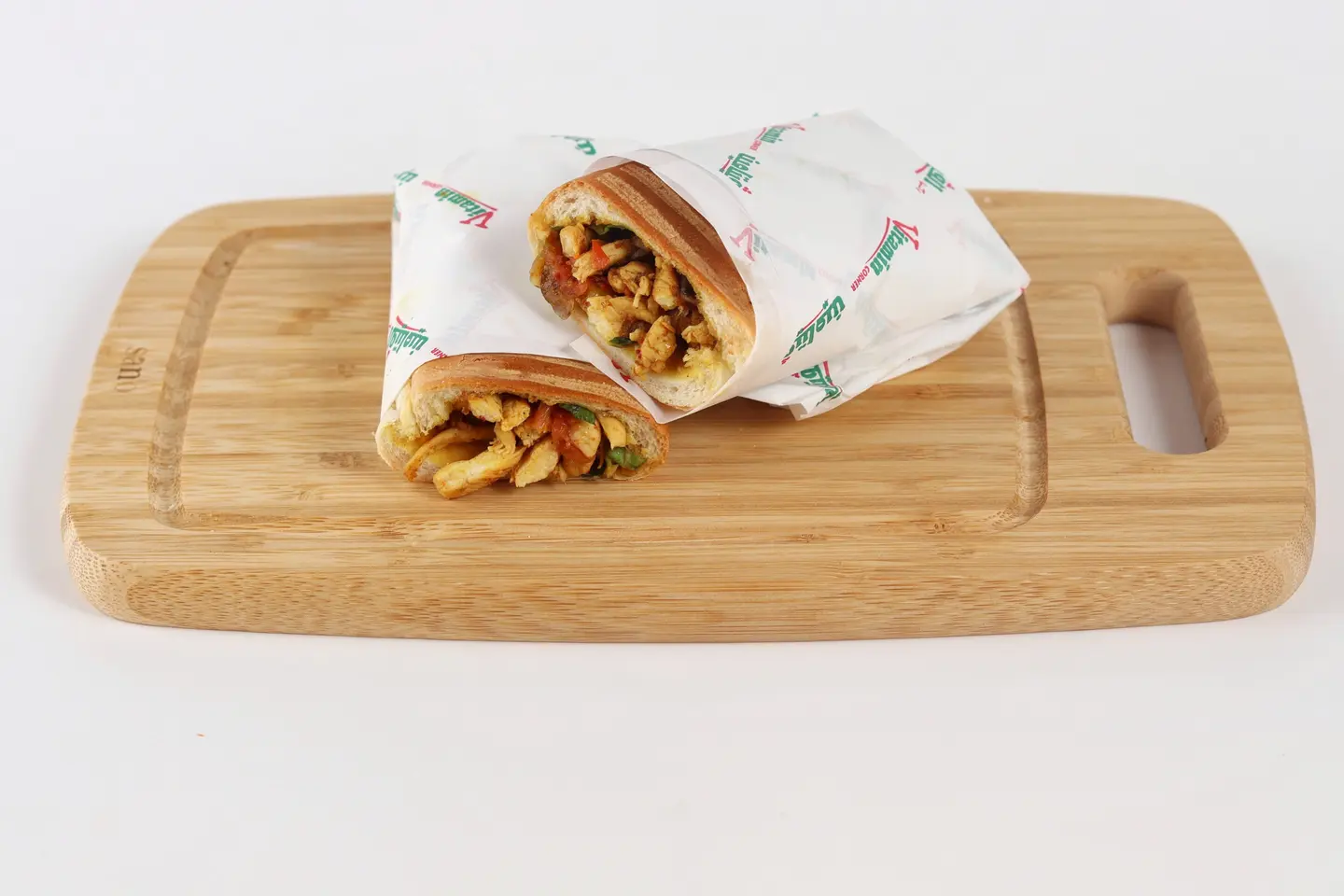 ساندوتش دجاج فاهيتا