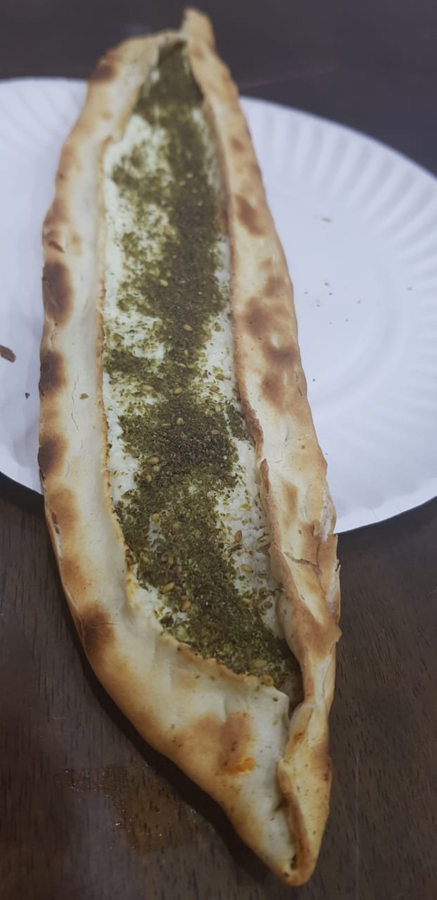 فطيرة لبنة بالزعتر