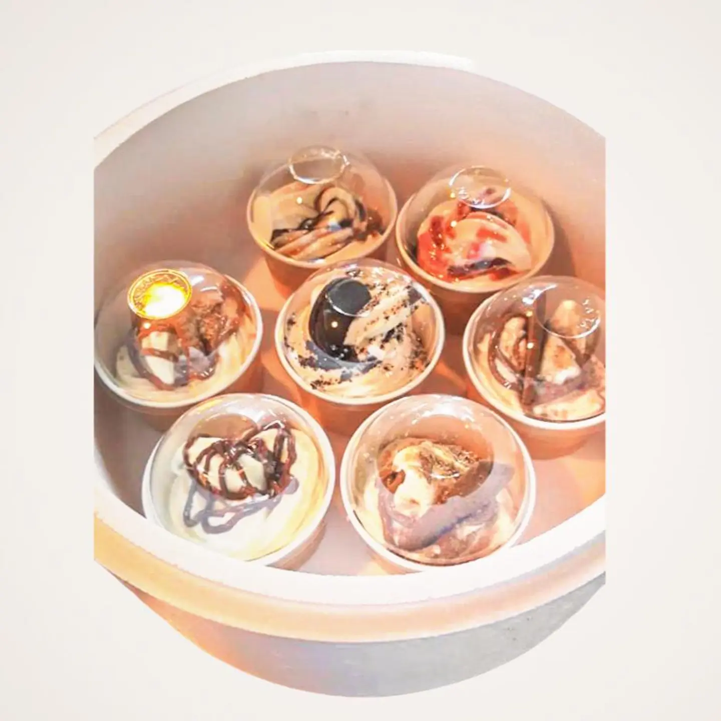 بوكس الآيسكريم - 10 علب