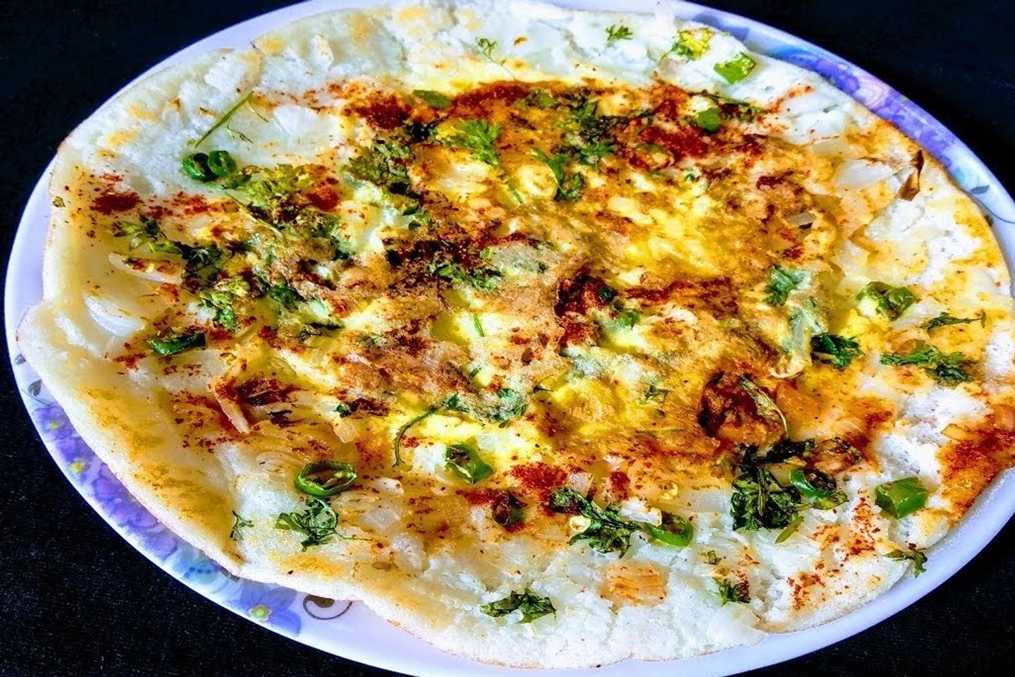 Egg Kari Uthappam