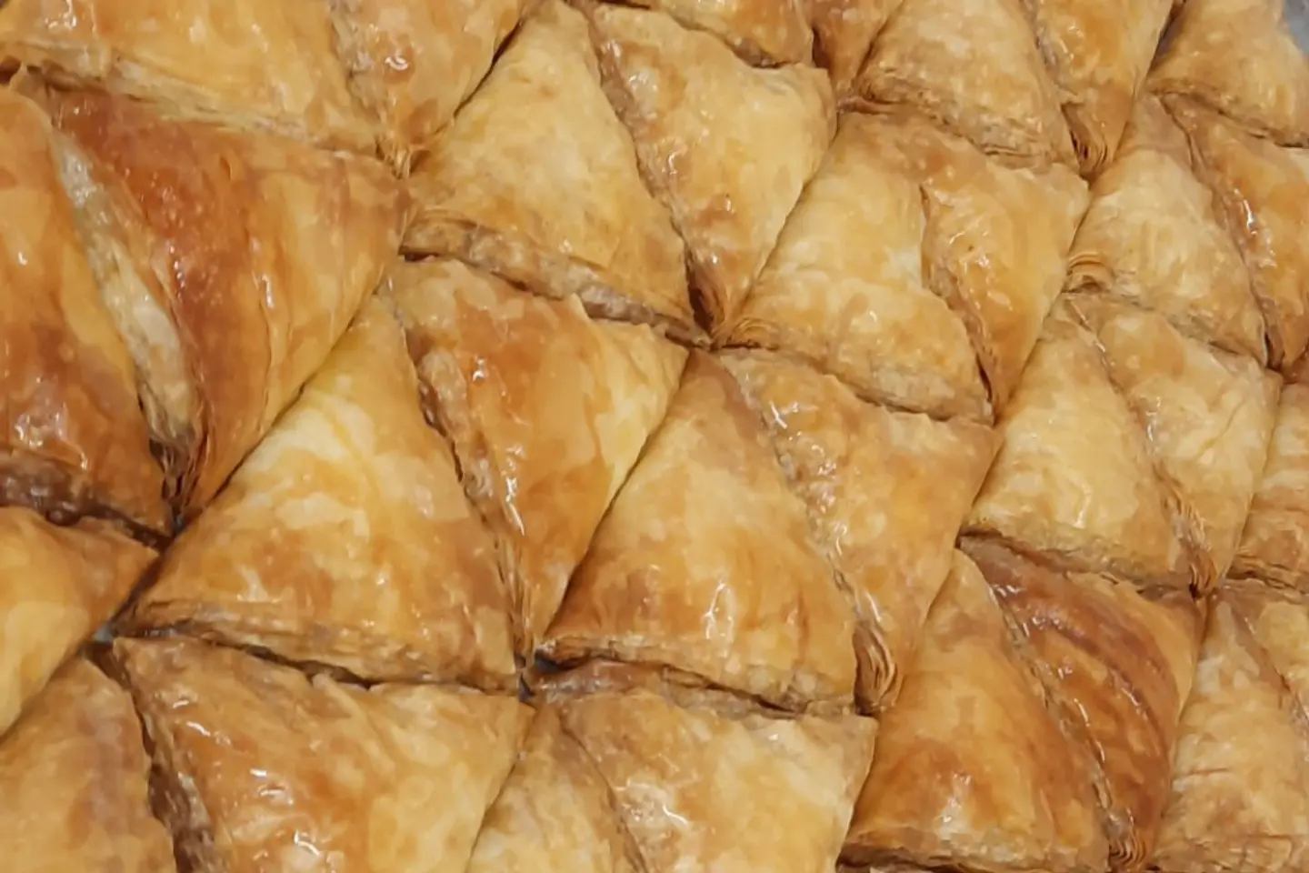 جلاش بالجبن