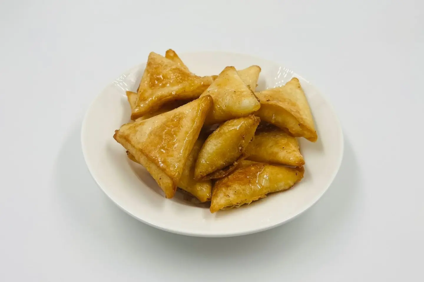 سمبوسة صغيرة بالجبن