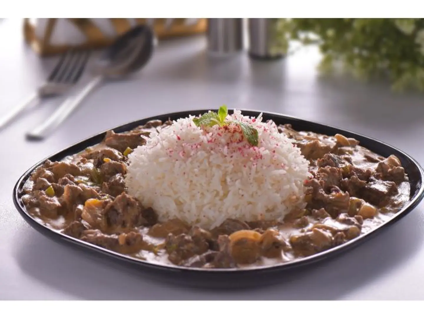 ستروجانوف لحم
