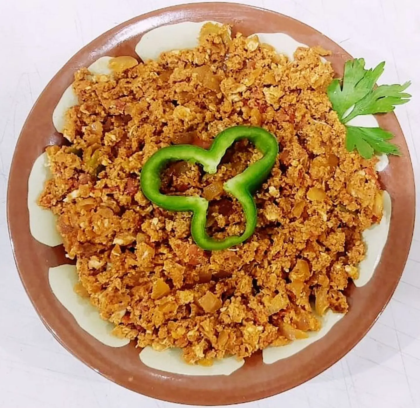 طبق شكشوكه عدني