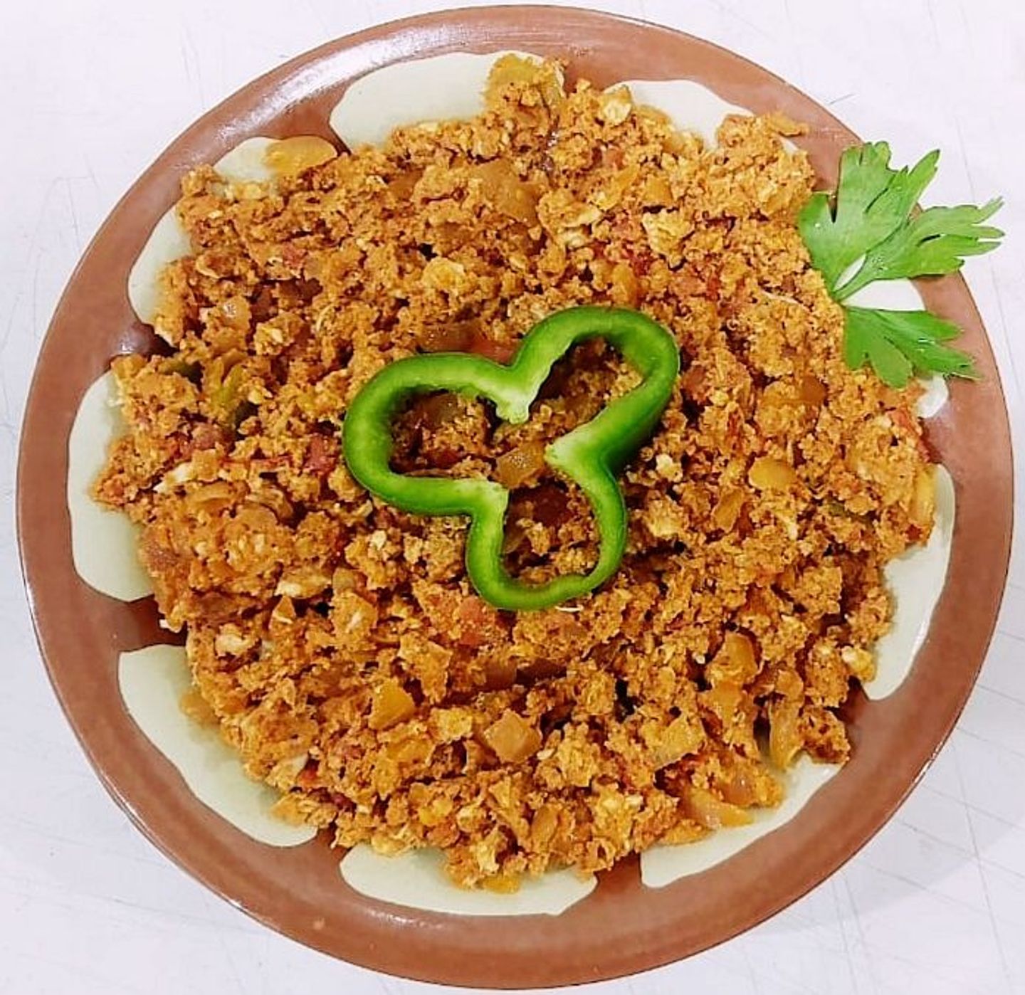 طبق شكشوكه عدني
