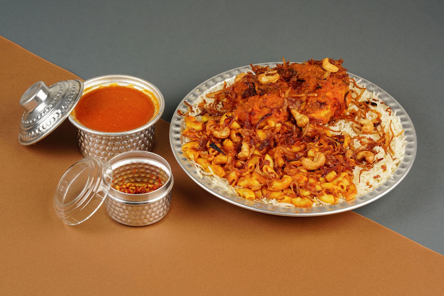 غوزي المعزب دجاج