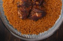 نص شواية مع رز احمر