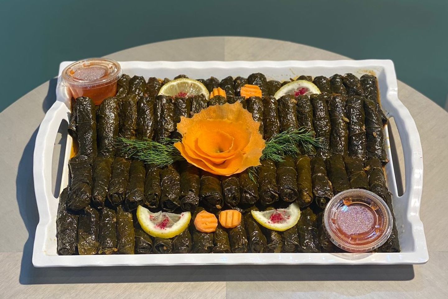 صينية ورق عنب