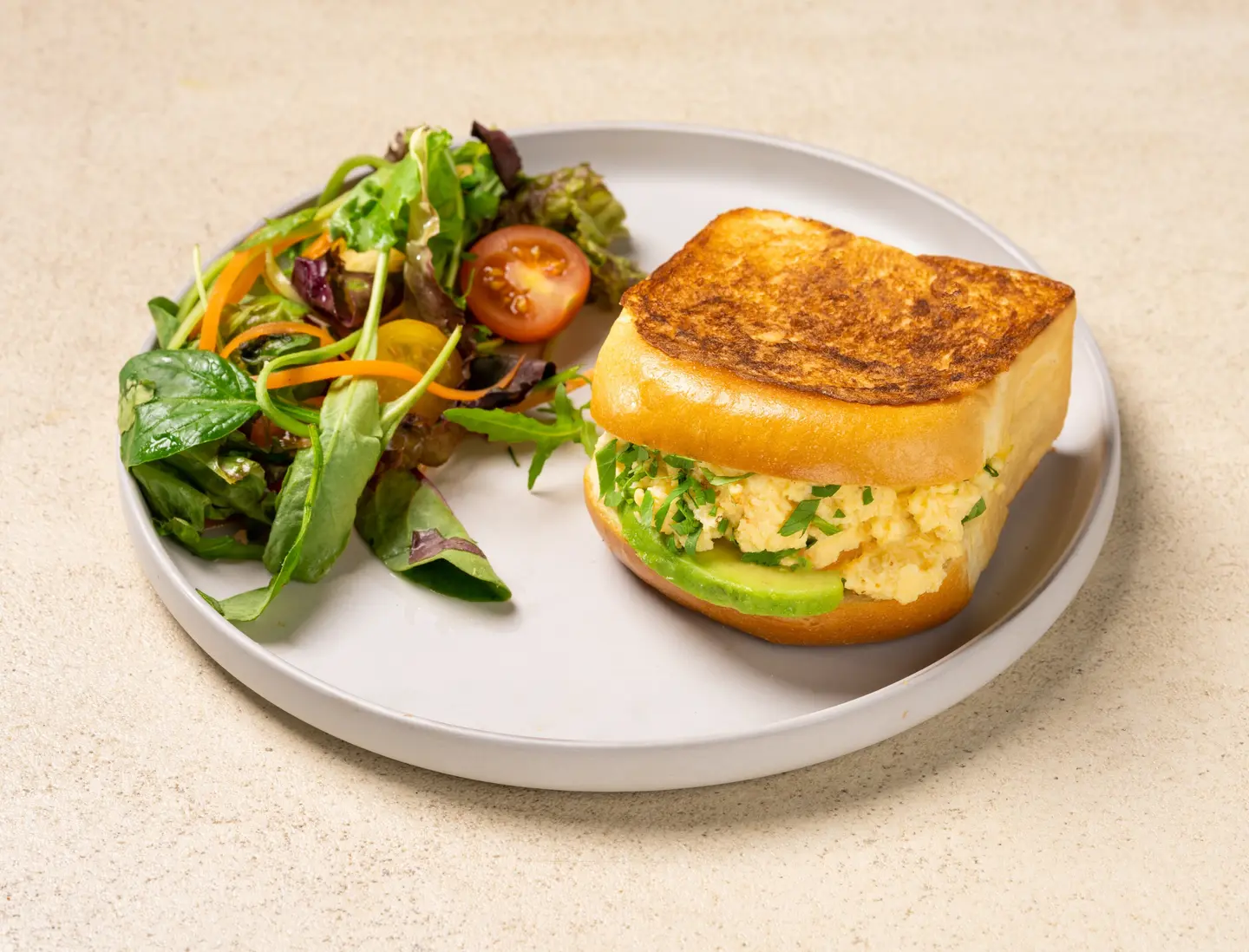 Scrambled Eggs With Avocado
