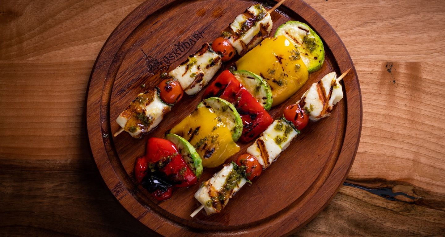 حلومي سكيورز