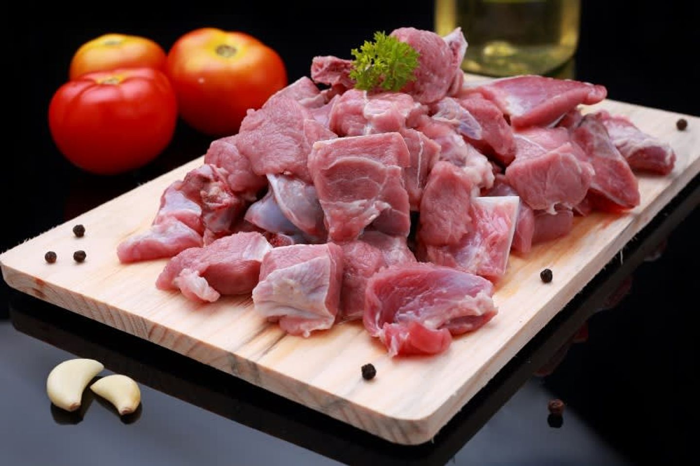 Fresh Mutton Diced  With Bone Local 1 Kg